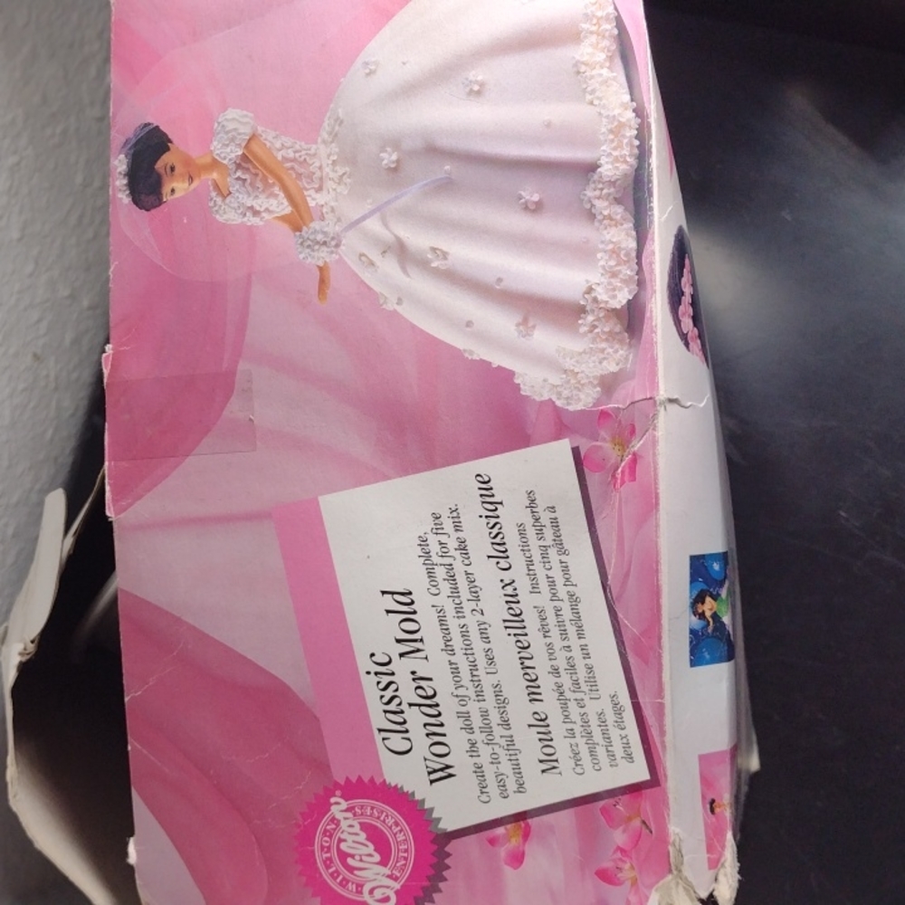 Wilton Classic Wonder Mold create any doll